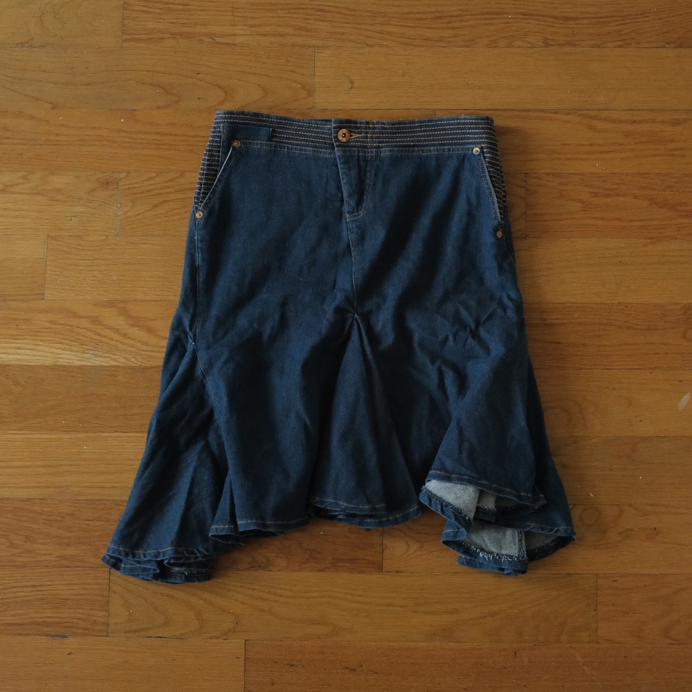 Akademiks Denim Skirt Womens Blue Flared Pleated Y2K Streetwear Size S Mini